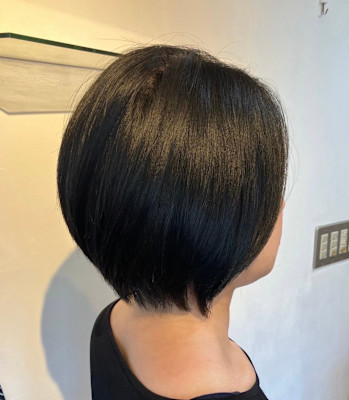 S'グラデ（前下がりボブグラ）