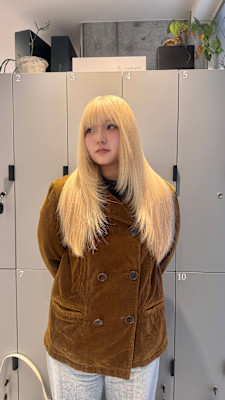 ハイトーンブロンドロング