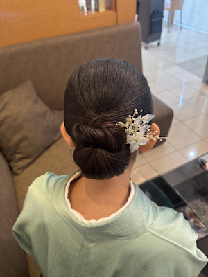 卒業式の袴におすすめ◎上品シニヨンのヘアセット