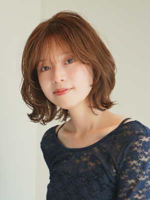 ぱつっとボブ・ショート/前髪あり/絶壁解消/20代/30代