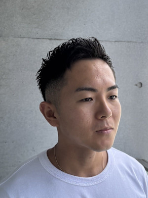 爽やかツーブロックショート