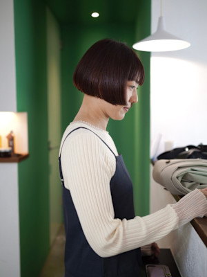 ナチュラルブラウン×ミニボブ