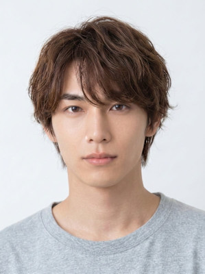 【王道モテ髪】大人の余裕を醸し出す、無造作くせ毛風ショート