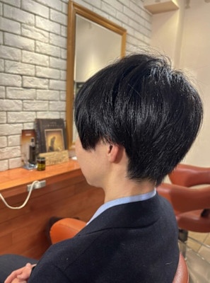 清潔感あふれる黒髪マッシュショート【110スタイル】