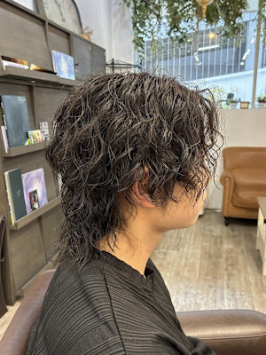 《ai》メンズウルフ×ツイストスパイラルパーマ