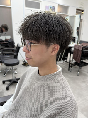 “短めマッシュ”