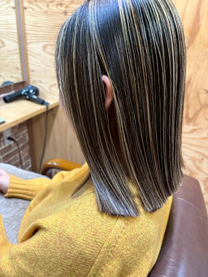 切りっぱなしタイト外ハネ・ハイライト【担当：YUKI】