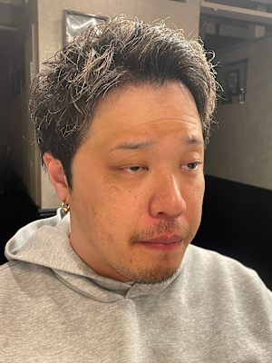 スパイキーショート