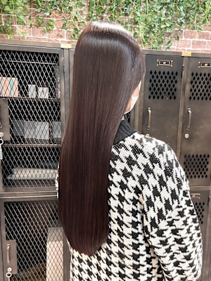 シルキー艶髪ストレート【担当：ERI】