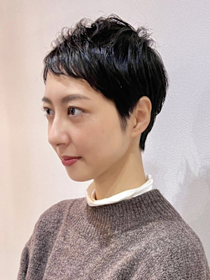 黒髪ハンサムショート【担当：ERI】