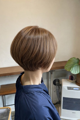 ショートボブ