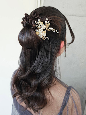 カチモリハーフアップ