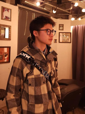 スパイキーショート