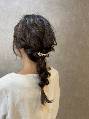 編みおろしヘア