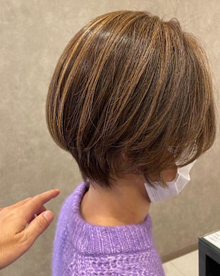 ハイライトショートボブ