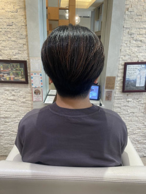 女性にもおすすめ！スッキリ刈り上げショート