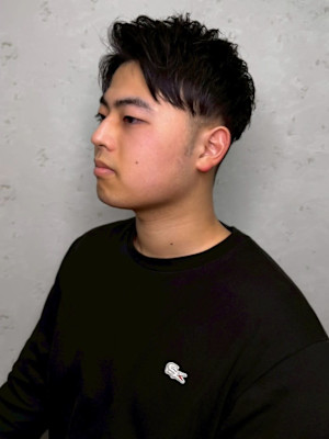ビジネスヘア メンズショート 刈り上げ 眉毛カット 20代