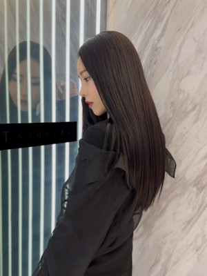 艶々ストレート/韓国風/レイヤースタイル
