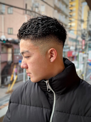 メンズカットスキンフェード極道パーマ