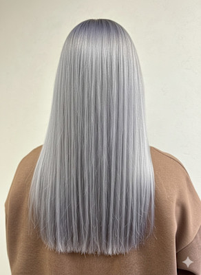 ブリーチカラーで作る透明感シルバーグレージュ