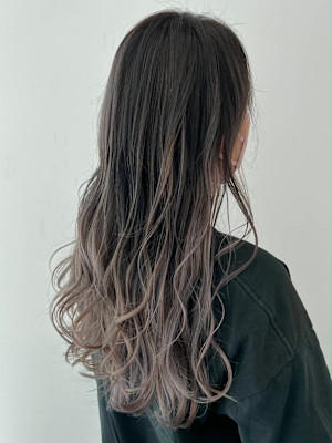 グラデーションカラー　シアーベージュ