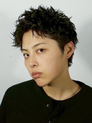 ソフトツイスト/メンズショート/スパイキーショート〈理容室〉