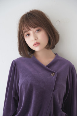 大人かわいい柔らかい抜け感ボブ