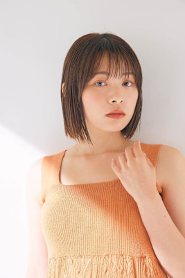 シースルーバング×切りっぱなしボブ