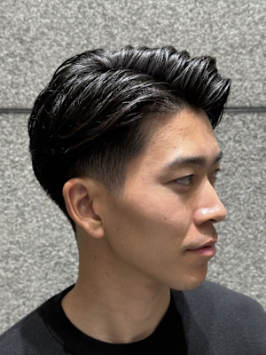 爽やかビジネス毛流れパーマヘア<理容室>