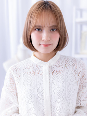 透明感ローズブラウン小顔切りっぱなしボブ　ミルクブラウン