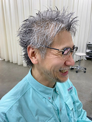 【大人メンズ】ツンツンショートヘア