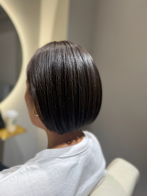 オリーブ系カラー×ミニボブ 『銀座/個室』