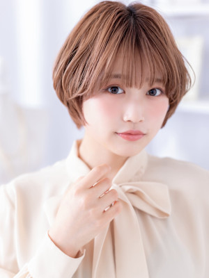 大人ガーリーローズベージュハッシュカット　ミルクブラウン