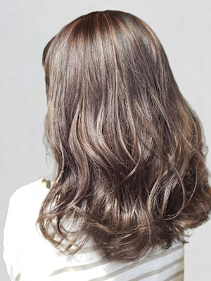 透明感カラー ブリーチダブルカラー ミルクティーベージュ