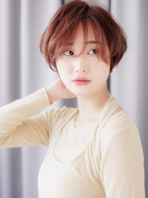 ミルクティーブロンド抜け感クールショートマッシュ20代30代