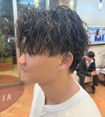 初パーマでも！王道ツイストスパイラル