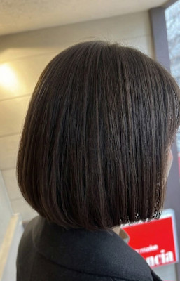 艶感たっぷりの内巻きワンカールボブ【144スタイル】