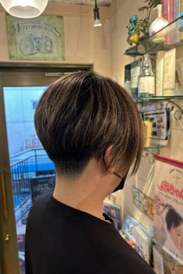 首元が綺麗に見えるハンサムショート【145スタイル】