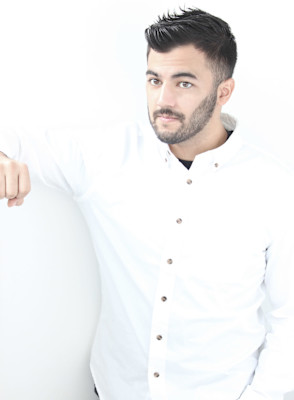 リバースセンターパート刈り上げセンターパートサーフカール