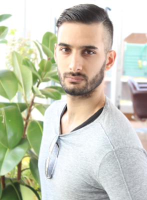 リバースセンターパート刈り上げセンターパートサーフカール