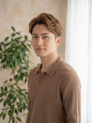 【爽やかさ×大人の色気】好感度抜群の王道・毛流れセンターパー