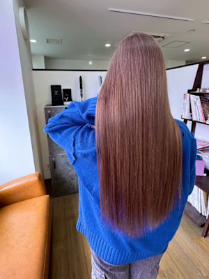 ピンクベージュ　ブリーチ　ケアブリーチ　ハイトーン