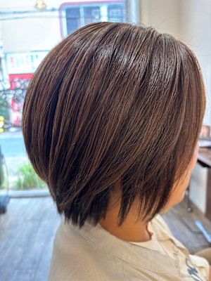 【小顔に見えるくびれショートボブ】