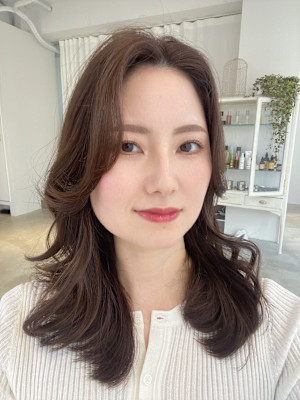 フェミニンロングヘア