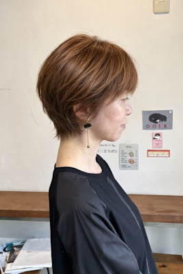 ショートボブ