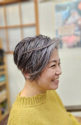 Romeo カラー　#白髪を楽しむカラー #白髪染め