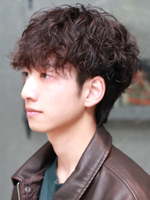 スパイラルパーマ マッシュショート 束感 メンズパーマ