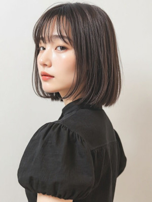 ラウンドバング内巻きナチュラルミディアムp1ローライトカラー