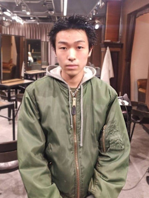 スパイキースイングショート