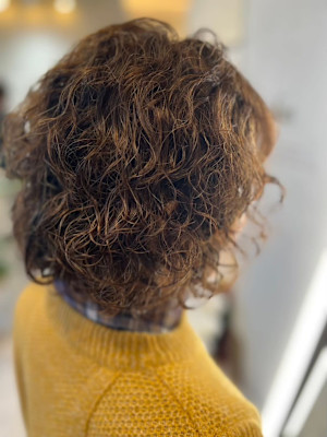 Reglus hair design パセオ野間大池店